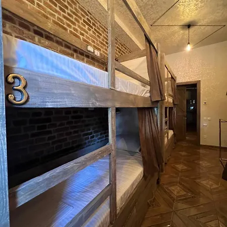 Hostel Viktoryhome Kryvyi Rih Exterior photo