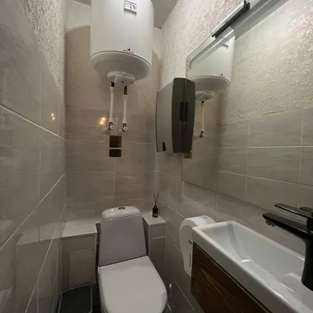 Hostel Viktoryhome Kryvyi Rih Exterior photo